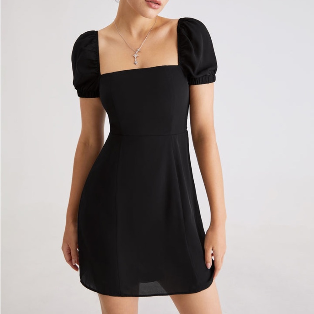 The Commense Short Puff Sleeve Dress With Mesh Overlay Size Small